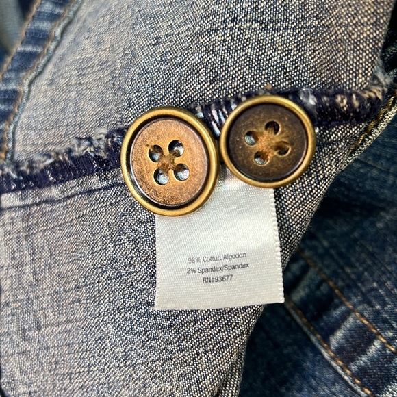 St. John’s Bay Petite Small denim Fitted jacket.  NWT. Medium tint. A-line. CUTE - Picture 8 of 9